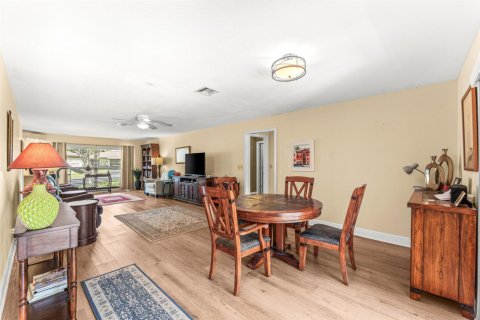 Copropriété à vendre à Boynton Beach, Floride: 2 chambres, 130.06 m2 № 2175623 - photo 9