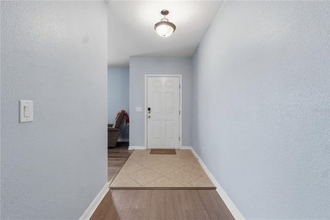Villa ou maison à vendre à Groveland, Floride: 3 chambres, 157.93 m2 № 2416426 - photo 5