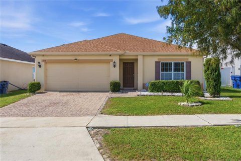 Villa ou maison à Groveland, Floride 3 chambres, 157.93 m2 № 2416426
