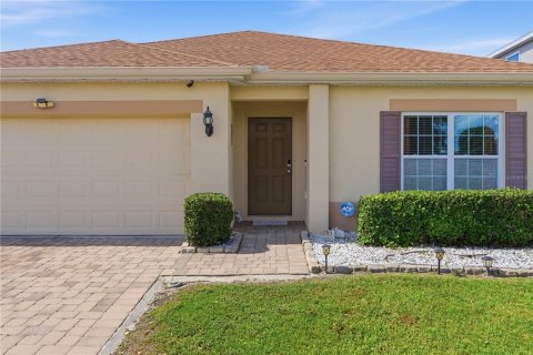 Villa ou maison à vendre à Groveland, Floride: 3 chambres, 157.93 m2 № 2416426 - photo 4