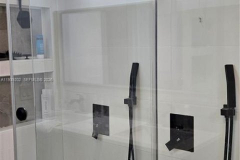 Купить виллу или дом в Мирамар, Флорида 3 спальни, 150.97м2, № 1996490 - фото 17