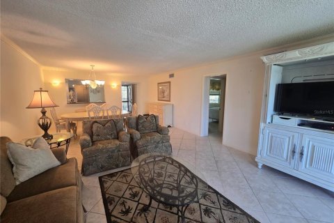 Condo in Longboat Key, Florida, 2 bedrooms  № 2212903 - photo 8