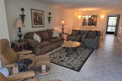 Condo in Longboat Key, Florida, 2 bedrooms  № 2212903 - photo 7