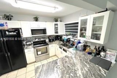 Villa ou maison à vendre à Miami, Floride: 3 chambres, 116.03 m2 № 1929625 - photo 7