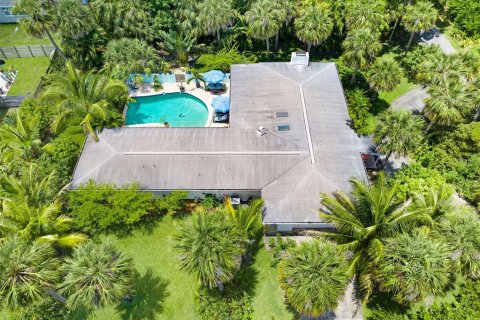 House in Melbourne, Florida 3 bedrooms, 228.63 sq.m. № 1742754 - photo 7