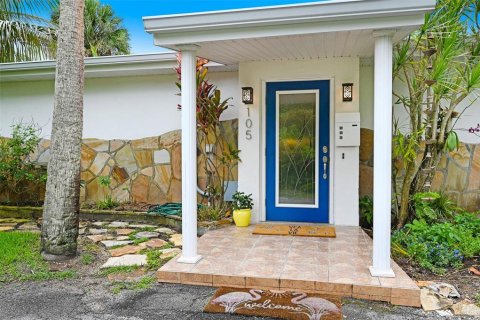 House in Melbourne, Florida 3 bedrooms, 228.63 sq.m. № 1742754 - photo 3