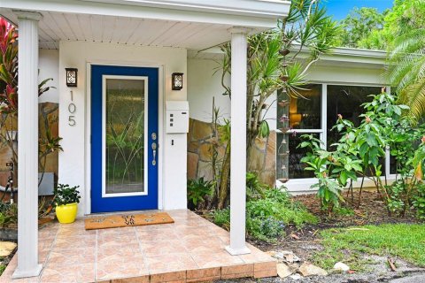 House in Melbourne, Florida 3 bedrooms, 228.63 sq.m. № 1742754 - photo 2