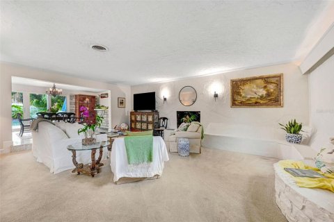 House in Melbourne, Florida 3 bedrooms, 228.63 sq.m. № 1742754 - photo 20