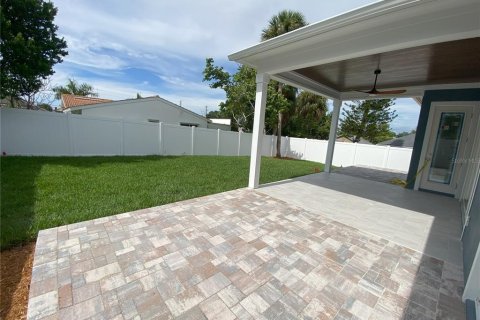Casa en venta en Tarpon Springs, Florida, 3 dormitorios, 185.06 m2 № 1894193 - foto 7