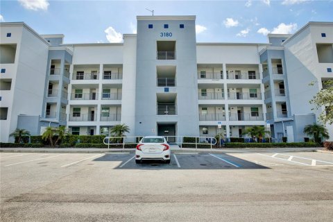 Condo in Kissimmee, Florida, 2 bedrooms № 2108206