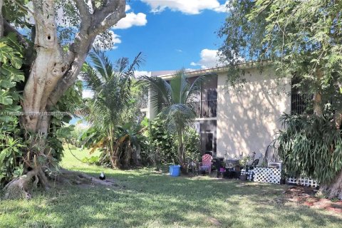 Купить кондоминиум в Катлер-Бей, Флорида 1 спальня, 62.24м2, № 1965694 - фото 5