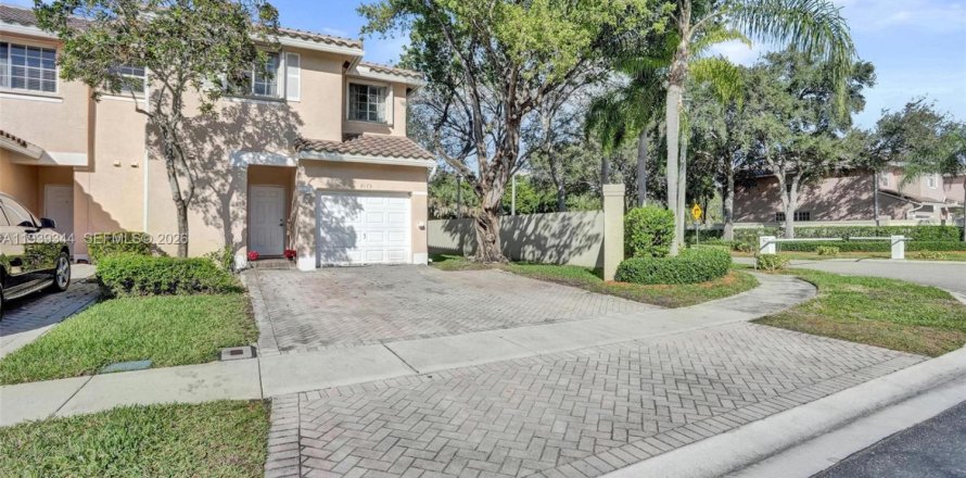 Touwnhouse à Sunrise, Floride 4 chambres, 171.68 m2 № 1996851