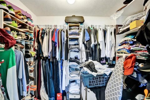 Touwnhouse à vendre à Sunrise, Floride: 4 chambres, 171.68 m2 № 1996851 - photo 23