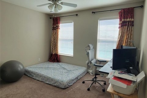 Villa ou maison à louer à Brandon, Floride: 4 chambres, 246.19 m2 № 2405238 - photo 19