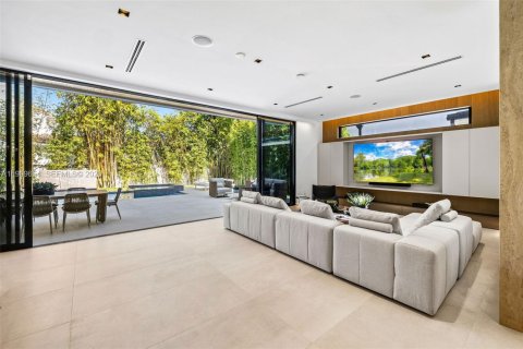 Casa en venta en Miami Beach, Florida, 3 dormitorios, 286.6 m2 № 2064857 - foto 27