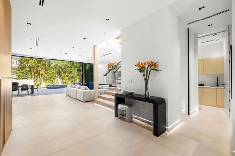 Casa en venta en Miami Beach, Florida, 3 dormitorios, 286.6 m2 № 2064857 - foto 14