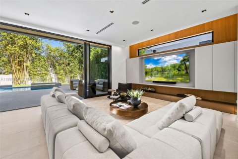 Casa en venta en Miami Beach, Florida, 3 dormitorios, 286.6 m2 № 2064857 - foto 28