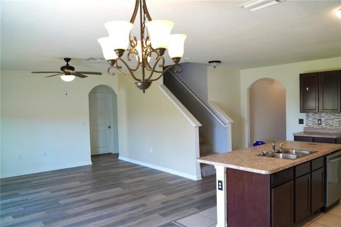 House in Sun City Center, Florida 5 bedrooms, 248.42 sq.m. № 1805487 - photo 6