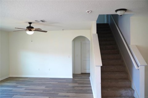 House in Sun City Center, Florida 5 bedrooms, 248.42 sq.m. № 1805487 - photo 4