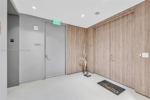 Купить кондоминиум в Санни-Айлс-Бич, Флорида 4 спальни, 295.06м2, № 1973737 - фото 17