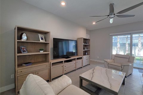 Casa en venta en Wesley Chapel, Florida, 4 dormitorios, 240.62 m2 № 2419808 - foto 24