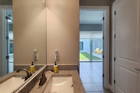 Casa en venta en Wesley Chapel, Florida, 4 dormitorios, 240.62 m2 № 2419808 - foto 20