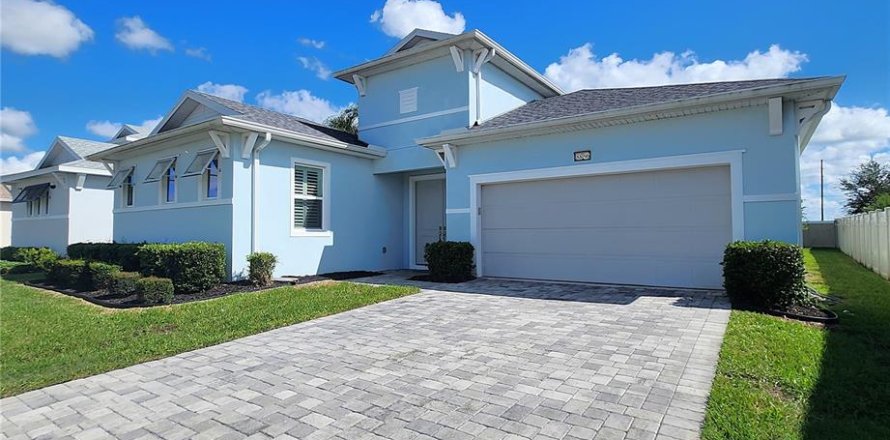 Casa en Wesley Chapel, Florida 4 dormitorios, 240.62 m2 № 2419808