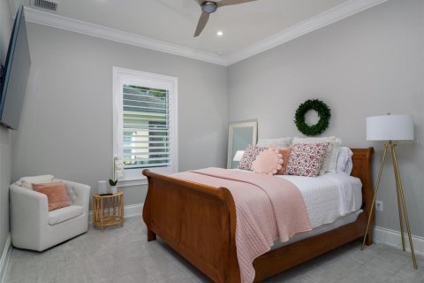 House in Ocala, Florida 3 bedrooms, 249.91 sq.m. № 1901391 - photo 20