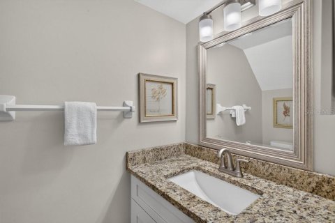 Condo in Saint Augustine, Florida, 2 bedrooms № 2225599 - photo 12