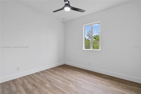 House in Port Charlotte, Florida 4 bedrooms, 197.79 sq.m. № 1794752 - photo 18