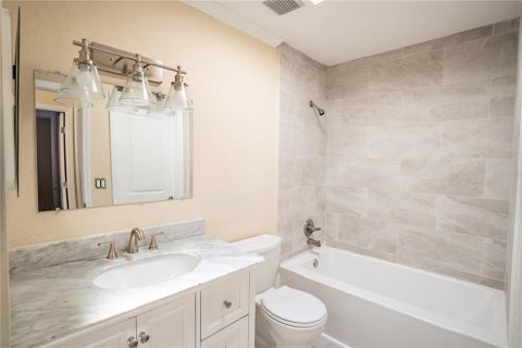 Touwnhouse à vendre à Tampa, Floride: 3 chambres, 130.81 m2 № 2226324 - photo 20