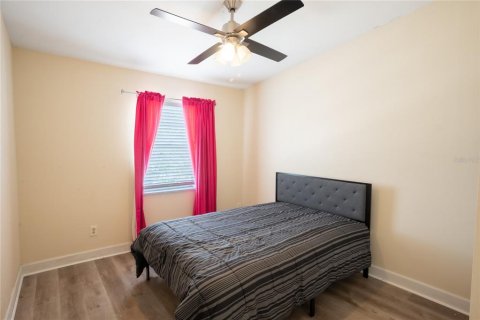 Touwnhouse à vendre à Tampa, Floride: 3 chambres, 130.81 m2 № 2226324 - photo 21