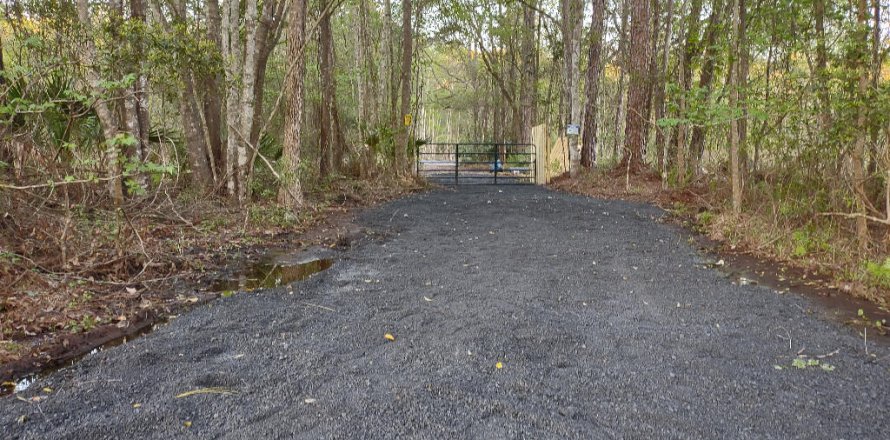 Land in Jacksonville, Florida № 822231