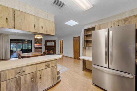 Villa ou maison à vendre à Fruitland Park, Floride: 3 chambres, 194.07 m2 № 1826680 - photo 8