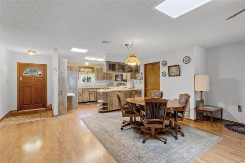 Villa ou maison à vendre à Fruitland Park, Floride: 3 chambres, 194.07 m2 № 1826680 - photo 5