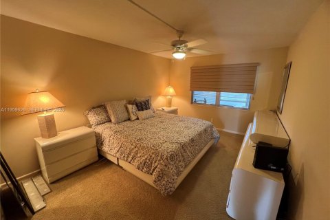 Купить кондоминиум в Бока-Ратон, Флорида 2 спальни, 79.99м2, № 2024337 - фото 13