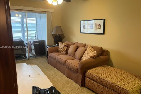 Купить кондоминиум в Бока-Ратон, Флорида 2 спальни, 79.99м2, № 2024337 - фото 18