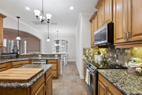 Villa ou maison à vendre à Apopka, Floride: 5 chambres, 349.59 m2 № 2313426 - photo 13