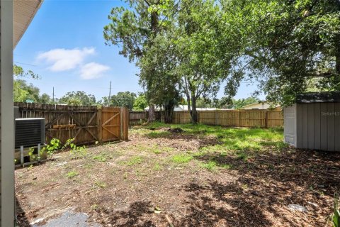 House in Saint Petersburg, Florida 3 bedrooms, 84.45 sq.m. № 1832821 - photo 18