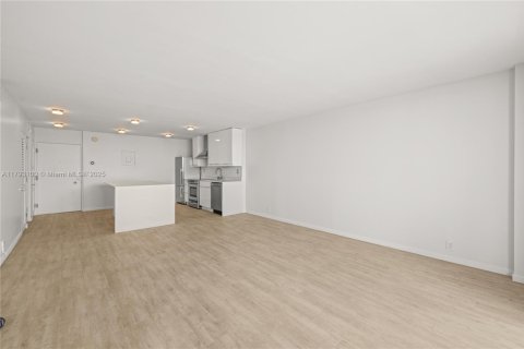 Condominio en venta en Miami Beach, Florida, 1 dormitorio, 88.26 m2 № 1864101 - foto 4