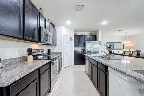 Купить виллу или дом в Дэвенпорт, Флорида 11 комнат, 189.99м2, № 1909713 - фото 20