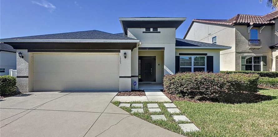 House in Davenport, Florida 4 bedrooms, 189.99 sq.m. № 1909713