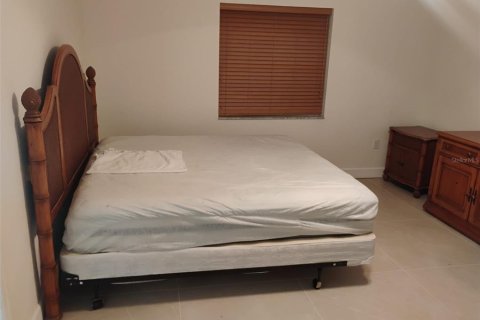 House in Punta Gorda, Florida 3 bedrooms, 148.27 sq.m. № 1674041 - photo 3