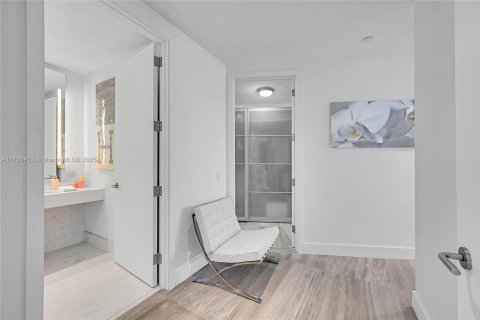 Condo in Sunny Isles Beach, Florida, 3 bedrooms  № 1861554 - photo 29