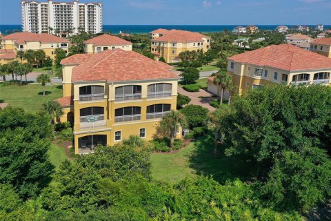 Condominio en venta en Palm Coast, Florida, 3 dormitorios, 187.11 m2 № 2277542 - foto 30