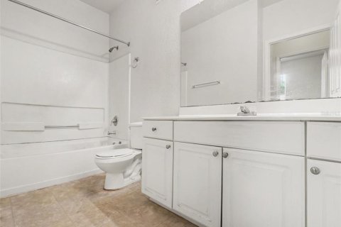 Condo in Haines City, Florida, 1 bedroom  № 2207090 - photo 30