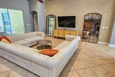 Villa ou maison à louer à Winter Garden, Floride: 5 chambres, 336.86 m2 № 1884867 - photo 5