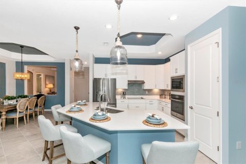 House in WELLEN PARK in Venice, Florida 4 bedrooms, 277.68 sq.m. № 1507784 - photo 6