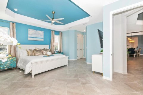 House in WELLEN PARK in Venice, Florida 4 bedrooms, 277.68 sq.m. № 1507784 - photo 17