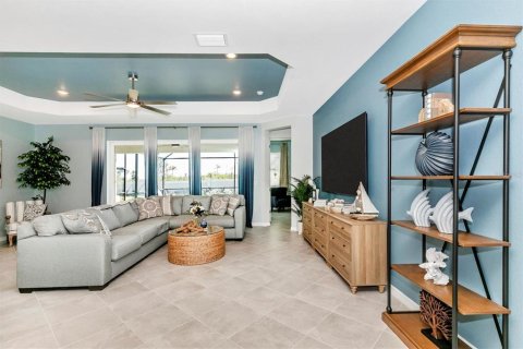 House in WELLEN PARK in Venice, Florida 4 bedrooms, 277.68 sq.m. № 1507784 - photo 10